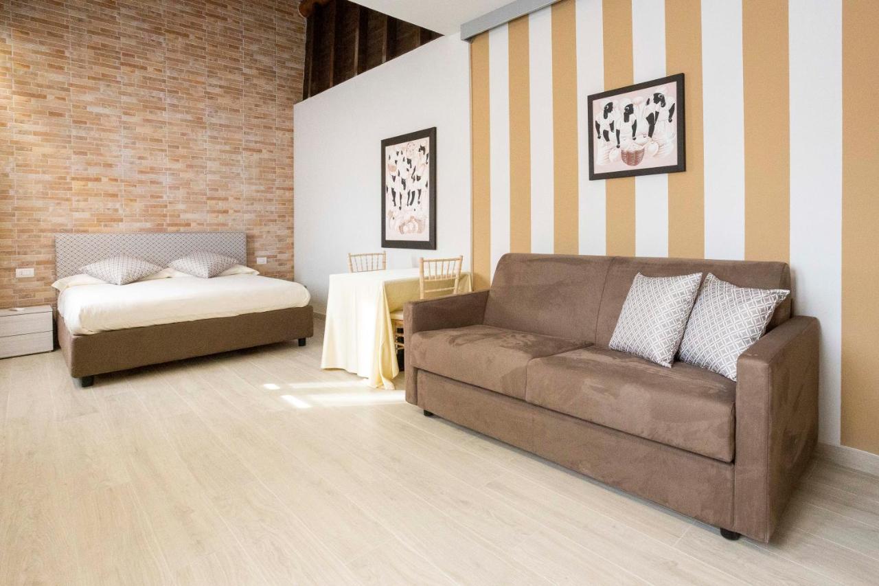Bed and Breakfast Gelso Bianco Cogliate Esterno foto