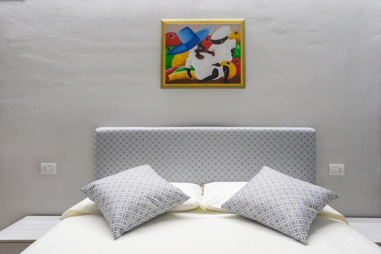 Bed and Breakfast Gelso Bianco Cogliate Esterno foto